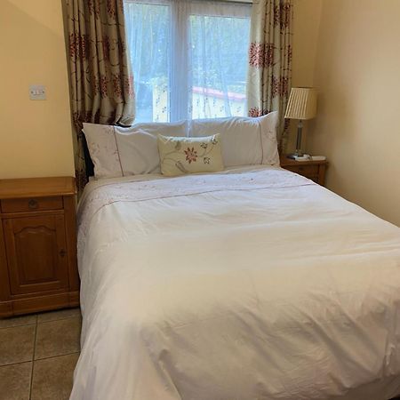 Padoro Lodge Kildare Buitenkant foto